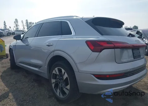 2022 Audi E-Tron Premium Quattro из США, поврежденный, VIN WA1AAAGE3NB004672